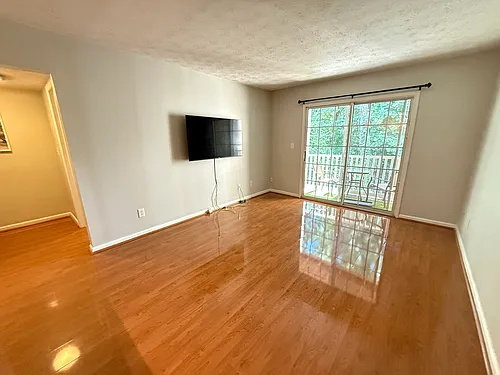3140 Seven Pines Ct #205 Photo 1 3140 Seven Pines Ct #205 Photo 1