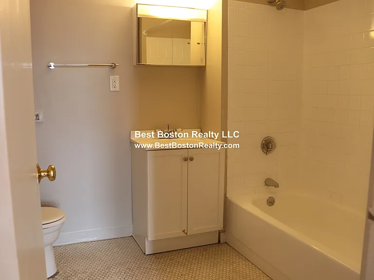 45 Bay State Rd #5F — Photo 9