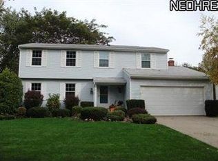 464 Honeysuckle Ln, Wadsworth, OH 44281