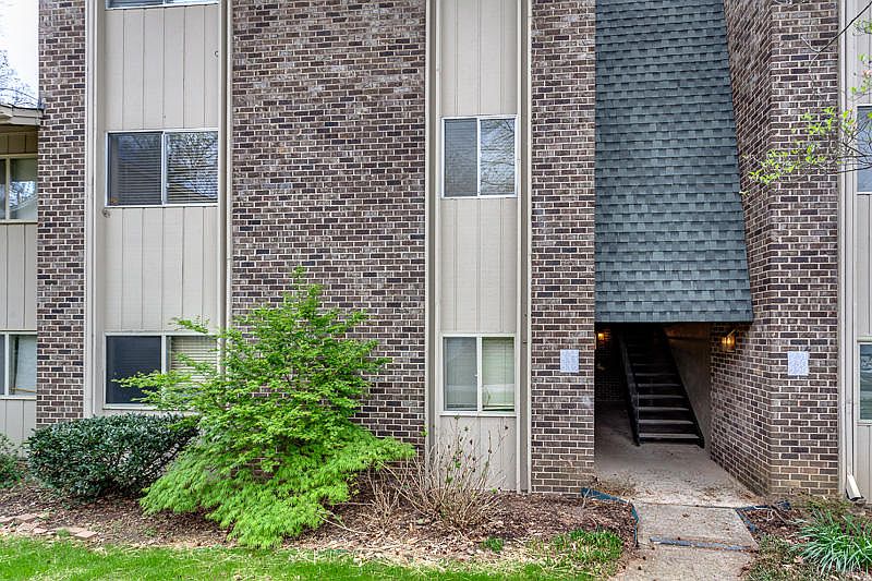 1st image of 3636 Taliluna Ave APT 233
