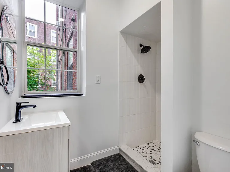4242 Pine St #1A — Photo 10