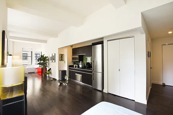 Rented by Nest Seekers International | media 12