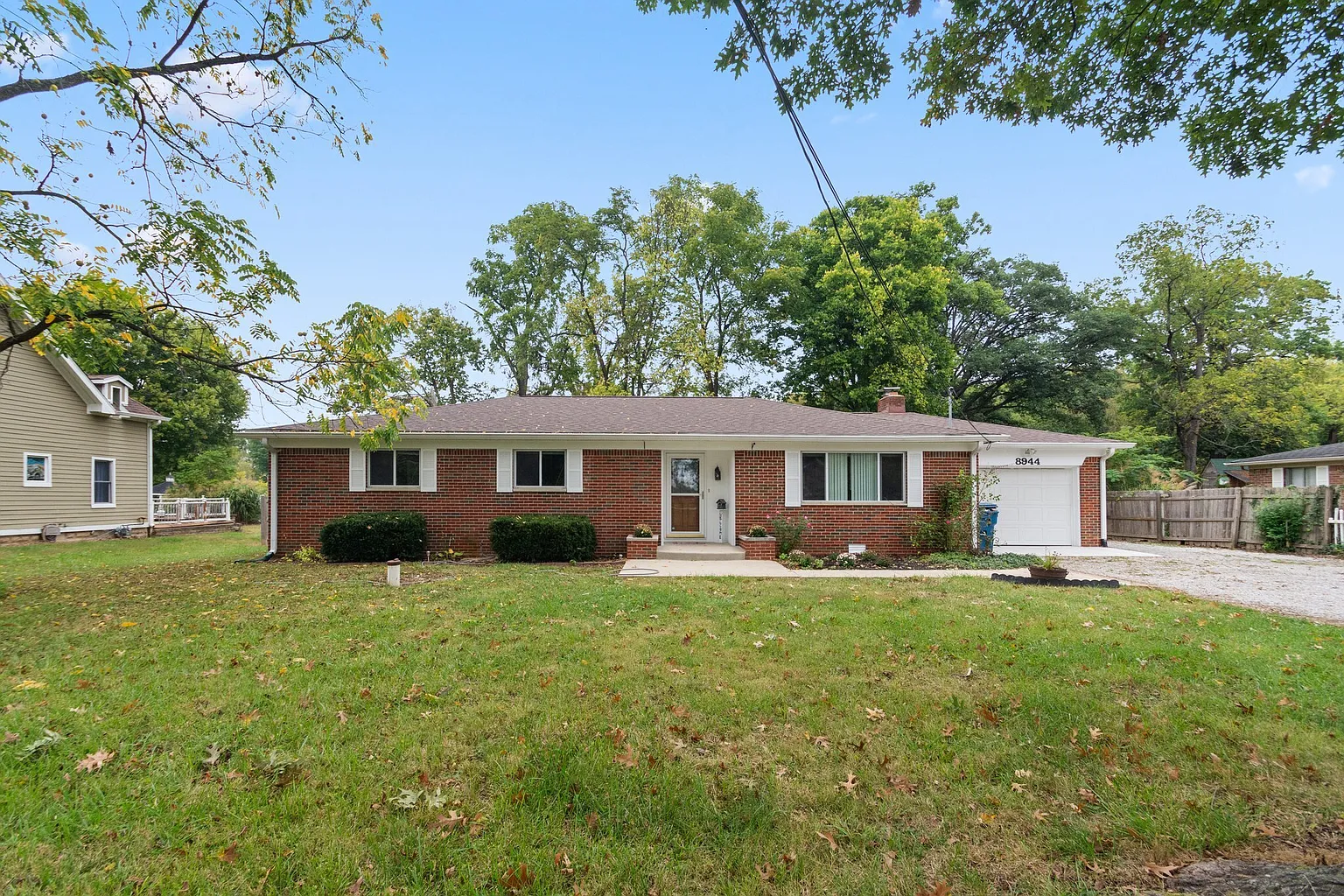 8944 Camby Rd photo 1