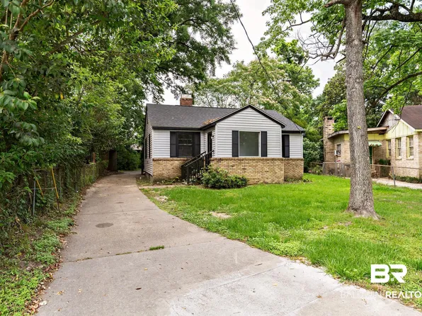 1869 S Mott Dr, Mobile, AL 36617