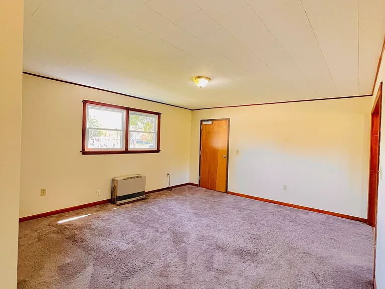 72 Heineberg Dr #100 — Photo 9