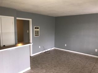 6739 Fairway Dr APT 4, Houston, TX 77087