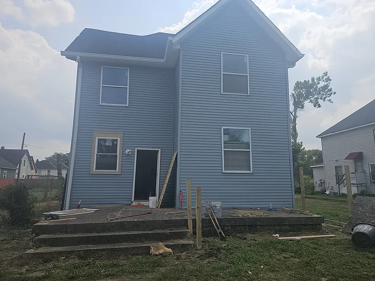 1835 W Washington St — Photo 6