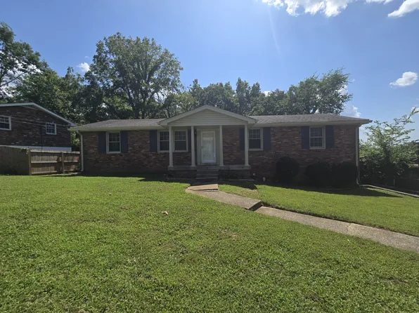 323 Bonnahurst Dr, Hermitage, TN 37076
