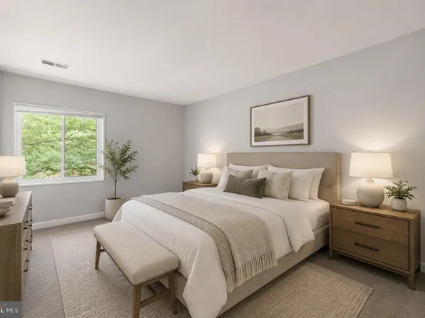 1558 Northgate Sq APT 32B, Reston, VA 20190