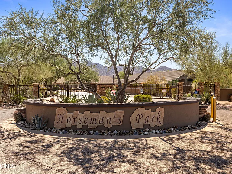 9804 E Cosmos Cir — Photo 35