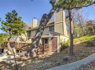 978 Lucerne Ln APT 5, Lake Arrowhead, CA 92352