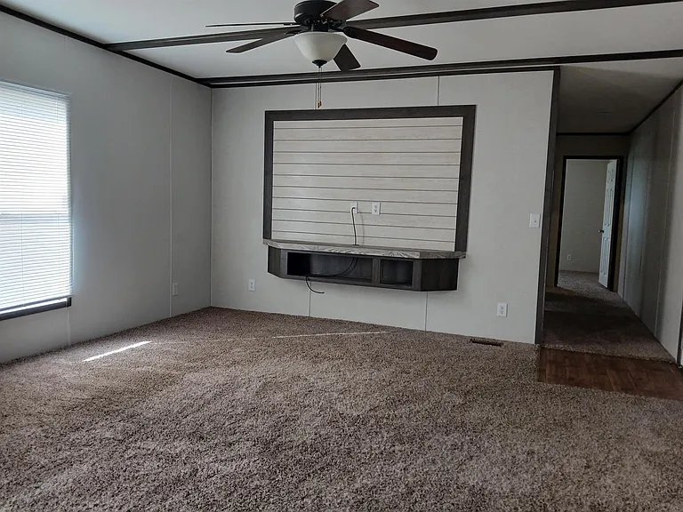 305 Elms Rd #9B — Photo 3