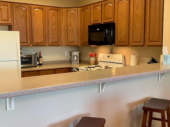 5th image of 42513 W Capistrano Dr