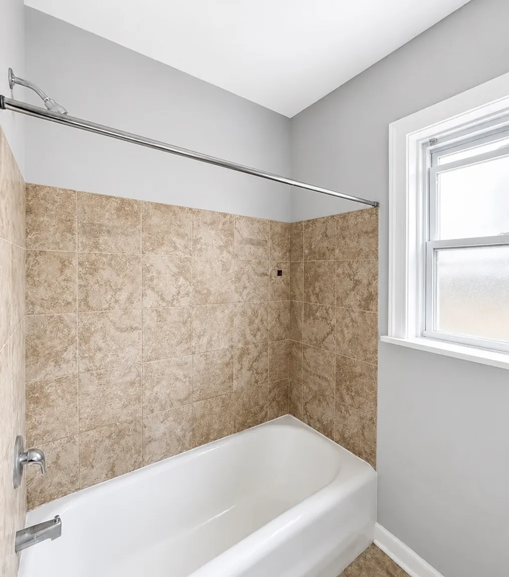 Studio, 650 sqft, $1,350 — Photo 4