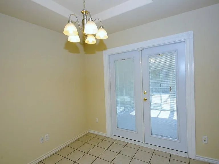 13933 Jacktar St — Photo 7