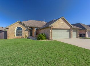 8705 NW 106th St, Oklahoma City, OK 73162