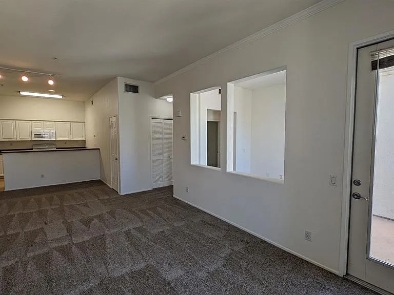 12360 Carmel Country Rd #307 — Photo 2