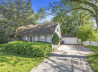 204 W Raye Dr, Chicago Heights, IL 60411