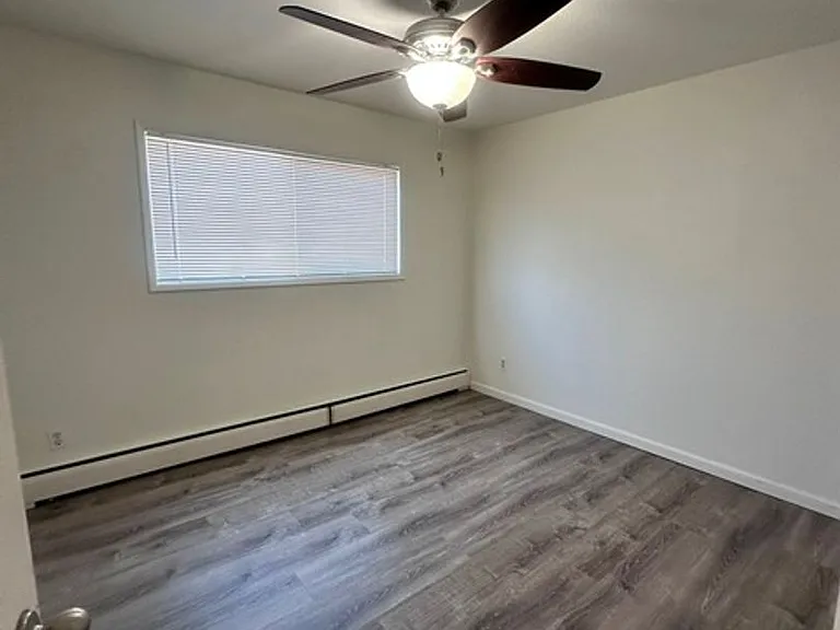 2544 Union St — Photo 47
