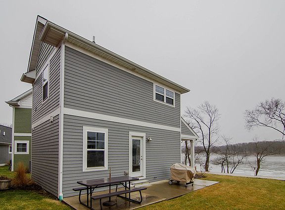 3rd image of 179 Leeward Way Cottage #24