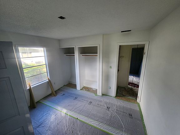 Lt front bedroom
