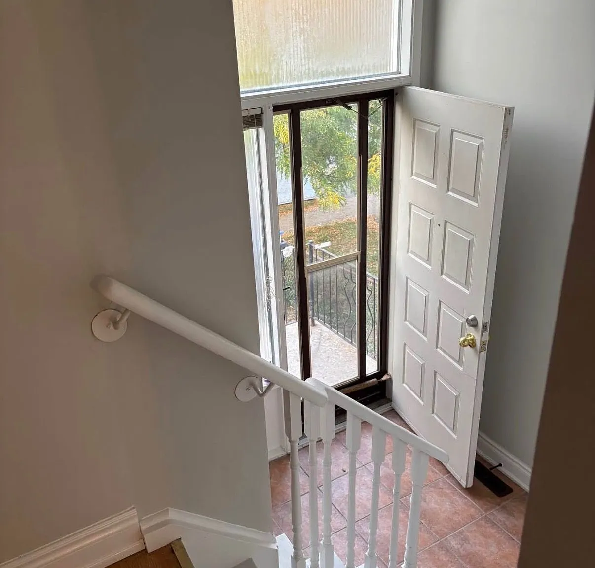 3 bed, $2,800 — Photo 1