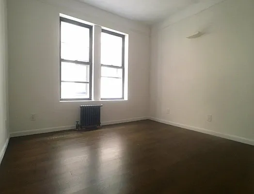 Rented by Bohemia Realty Group | media 36