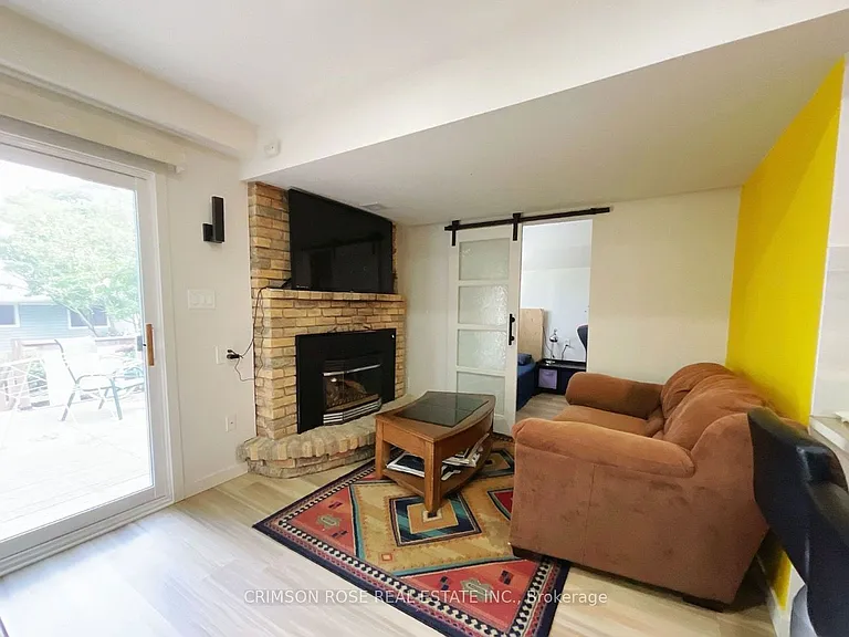 30 Orsett St #MAIN FL — Photo 7