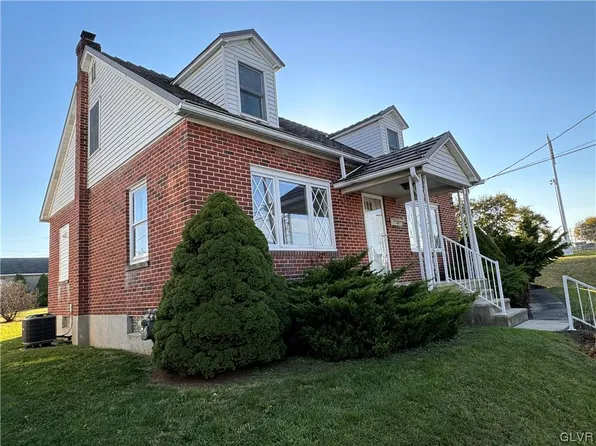 160 Maple St, Coplay, PA 18037