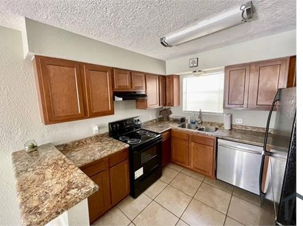 1500 Oleander Dr APT B