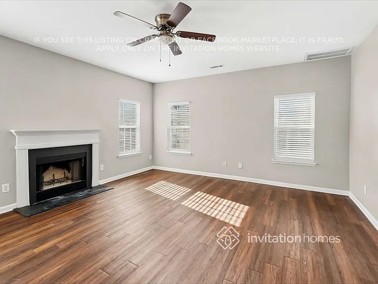 1919 Darbywine Dr — Photo 5