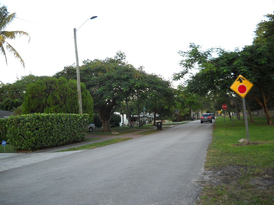 1st image of 2063 NE 179th St