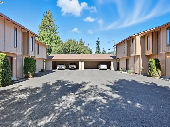 742 9th St, Washougal, WA 98671