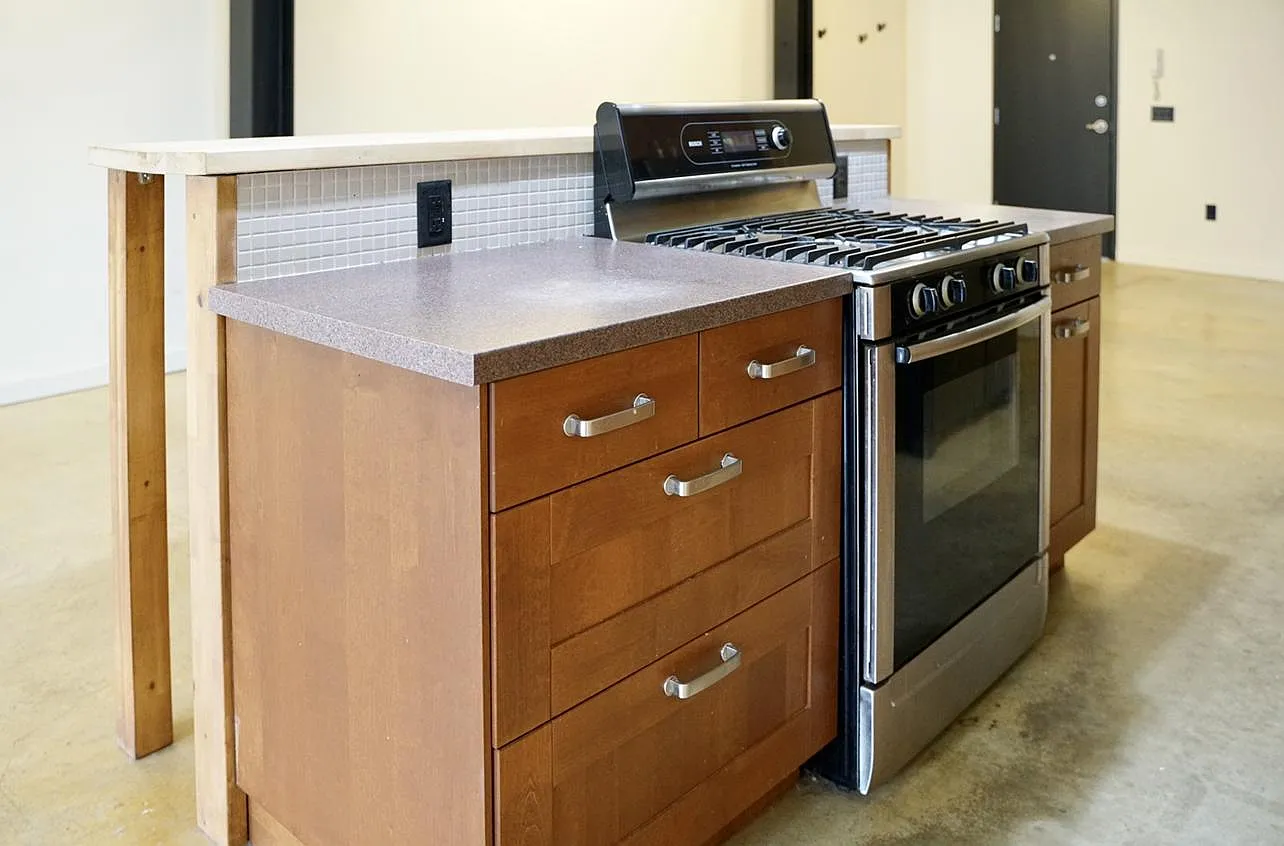 2 bed, 1387 sqft, $2,595 — Photo 4