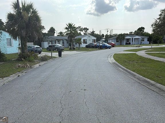 4th image of 1 Byron Ellinor Dr