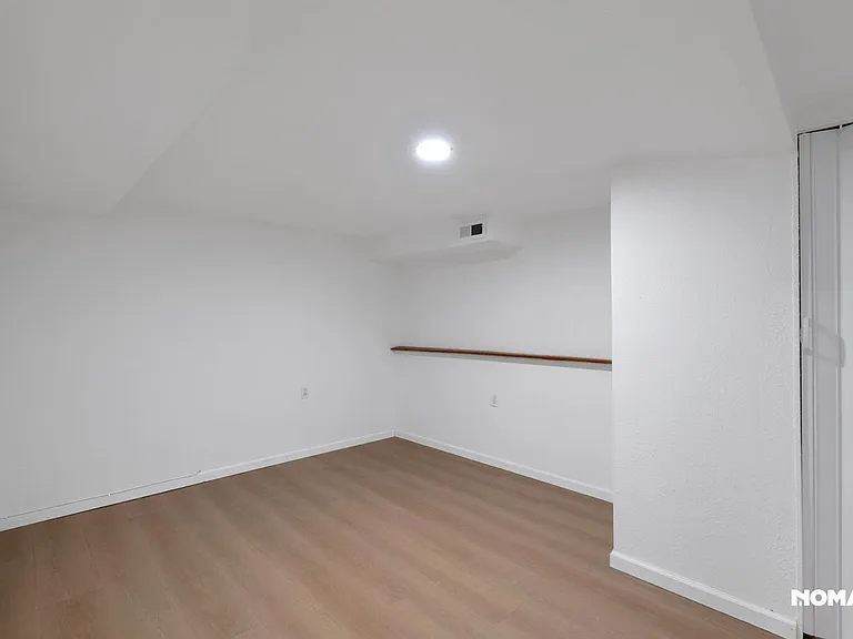 9023 48th Pl — Photo 14