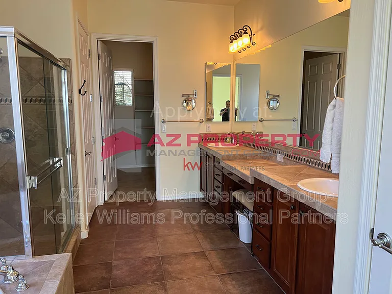 20540 N 268th Dr — Photo 16