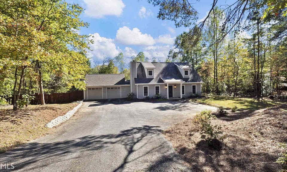 2nd image of 3785 Sinclair Shores Rd