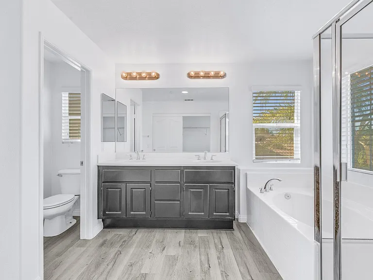 5810 Redhaven St — Photo 33