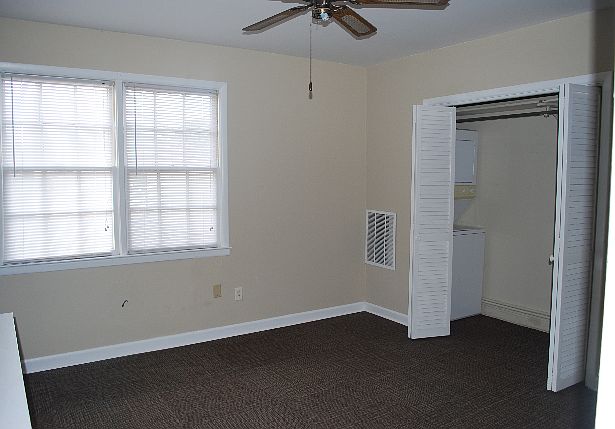 2nd image of 4 E Jones Ave APT 39