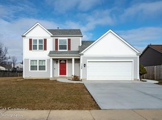 1138 Sawmill Ln, Algonquin, IL