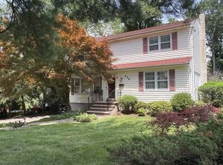 224 W Mount Pleasant Ave, Livingston Twp., NJ 07039
