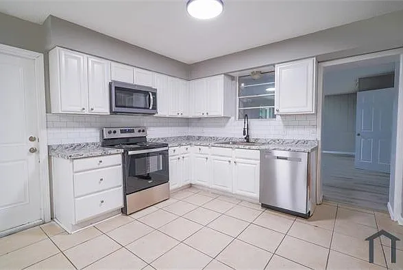 806 E Verbena Ave — Photo 5