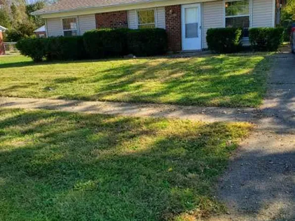 6811 Longlake Dr, Louisville, KY 40291