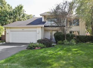 425 Newtown Dr, Buffalo Grove, IL