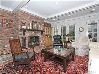 3rd image of 20 Cedar Ln