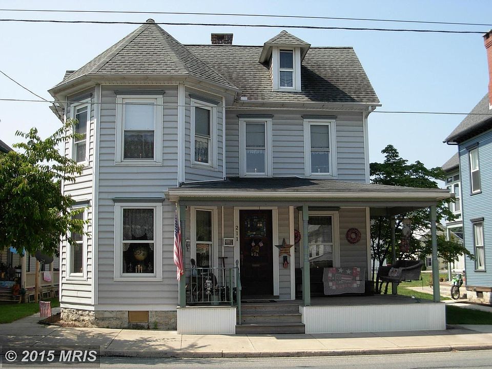211 E Baltimore St, Greencastle, PA 17225 Zillow