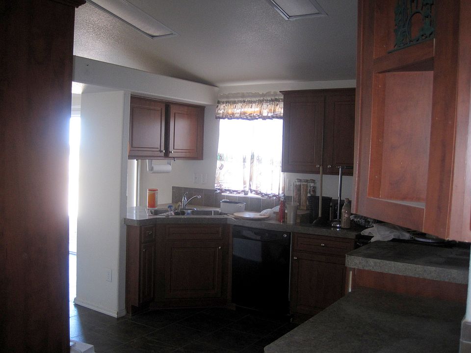 1st image of 36622 W Buchanan Ave
