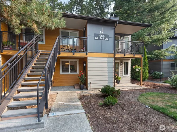10822 NE 148th Lane #J102, Bothell, WA 98011
