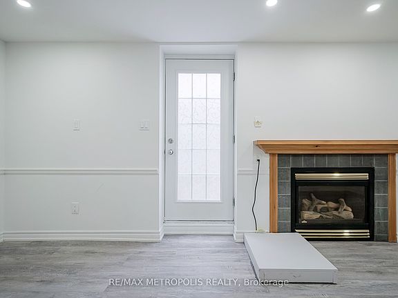 5th image of 570 Springview Dr #Basement